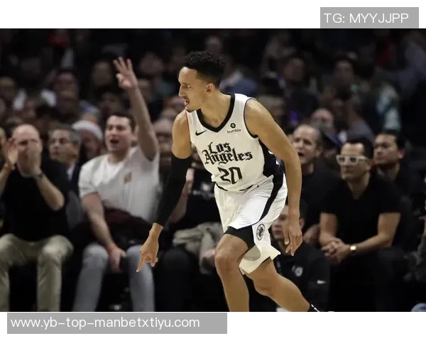 福克斯状态回暖五场比赛数据亮眼场均27分助攻和抢断均表现出色